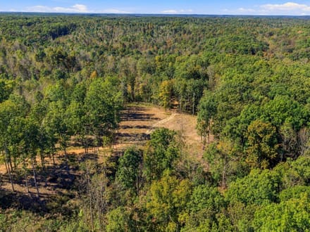 Beautiful Homesite with Acreage in Nunnelly, TN