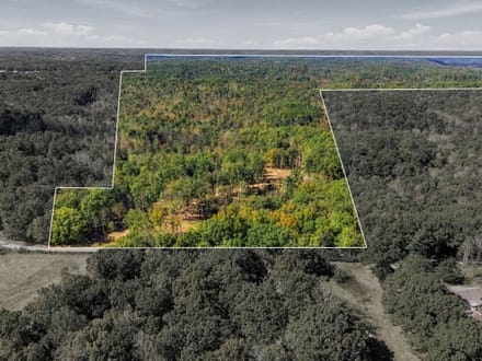 Beautiful Homesite with Acreage in Nunnelly, TN