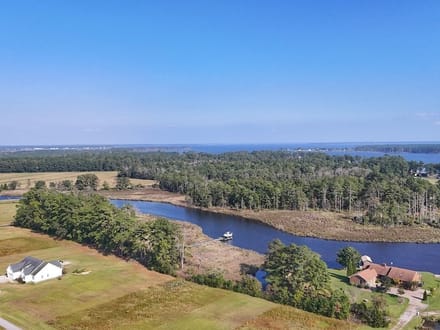 1.63 Acre Waterfront Lot for Sale in Beaufort County, NC!