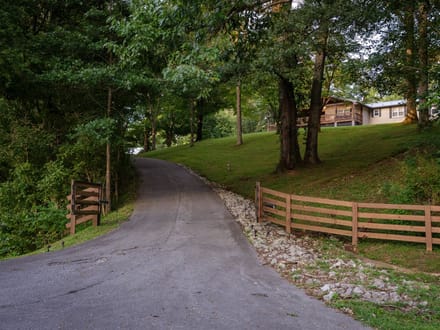 15 Acres and Home in Williamsport