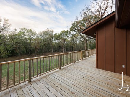 Big Hill Lake Dream Home - Lake Living, Recreation and Country Comfort