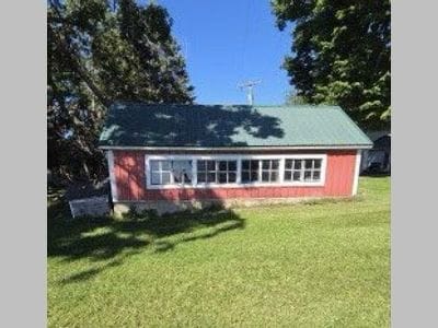 175± Acres of Tillable Cropland, Woods & a Beautiful Country Homestead with Multiple Tracts offered in 5 tracts 