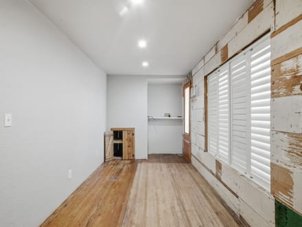127 N Houston Street, Comanche, Texas 76442