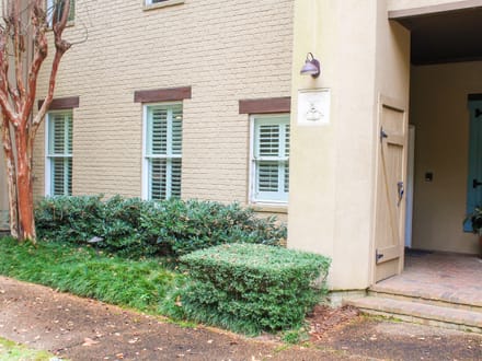 Stunning Old Waverly Condo