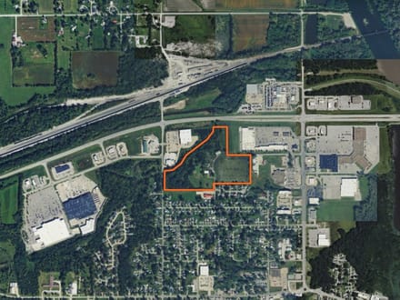 Wapello County, Iowa 25 Acres of Land for Sale with Home and Commercial Building