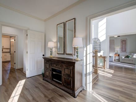 Beautiful  Brick Home on the Golf Course in Meadow Lakes!