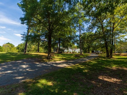 1960 Pleasant Road