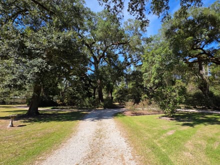 30 +/- acres Jefferson County - 4 miles north of I-10