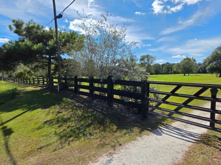 30 +/- acres Jefferson County - 4 miles north of I-10