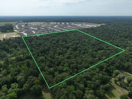 33 +/- Secluded Wooded Acres - Approx 15 miles from The Woodlands TX