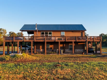Little Caney Shores
