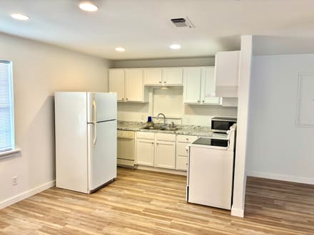 VERSATILE RESIDENTIAL OR COMMERCIAL PROPERTY | VALLIANT, OKLAHOMA