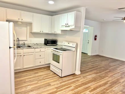VERSATILE RESIDENTIAL OR COMMERCIAL PROPERTY | VALLIANT, OKLAHOMA