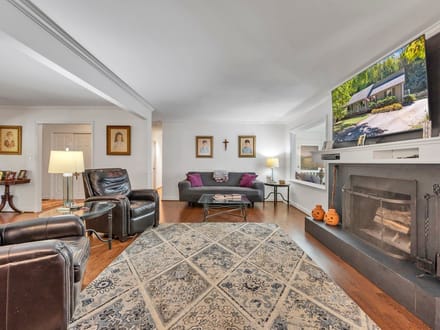 Stunning Chatmoss Home Featuring Modern Finishes, In-Ground Pool & Exceptional Entertaining Spaces