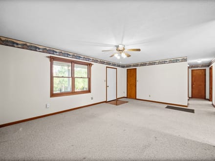16350 Froghop Rd