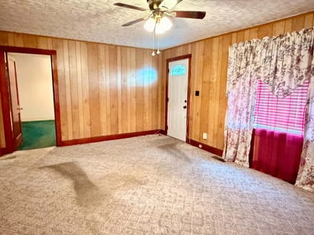 WELL-MAINTAINED HOME