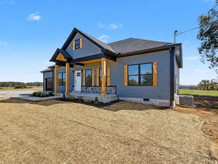 New Construction w/ Shop