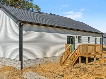 563 Heltsley rd