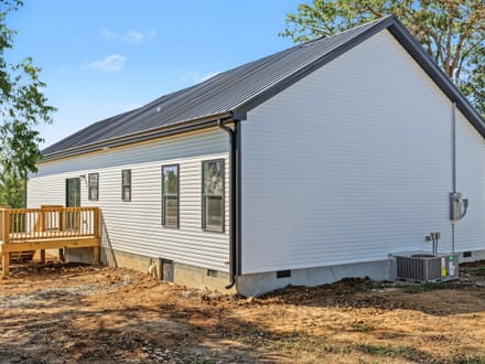 563 Heltsley rd