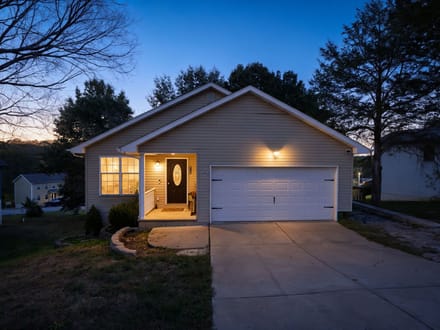 2113 Meadow Brook Drive, De Soto, MO-Jefferson Co.