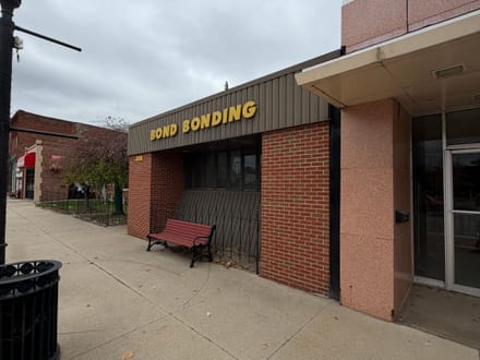 Commercial Building, 315 N. Shiawassee St, Corunna MI 48817