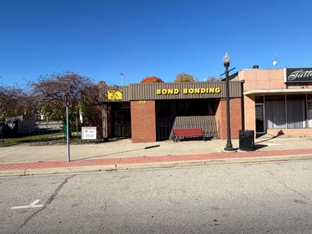 Commercial Building, 315 N. Shiawassee St, Corunna MI 48817