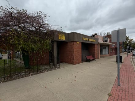 Commercial Building, 315 N. Shiawassee St, Corunna MI 48817