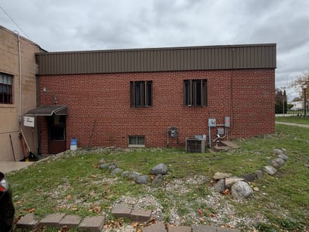 Commercial Building, 315 N. Shiawassee St, Corunna MI 48817