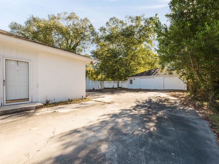 1806 Marsh Ave