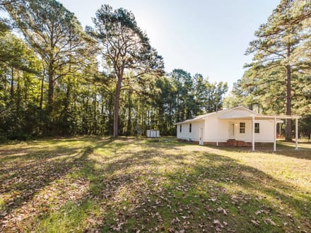 720 Bay Branch Rd - Lamar