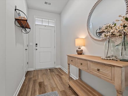 2035 E Paces Trail