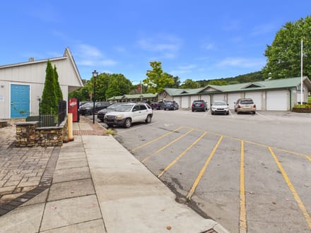 Commercial Building for Sale in Downtown West Jefferson 
