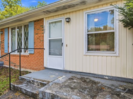 Brick Ranch for Sale in Radford City
