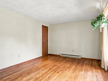 Brick Ranch for Sale in Radford City