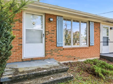 Brick Ranch for Sale in Radford City