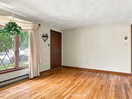 Brick Ranch for Sale in Radford City