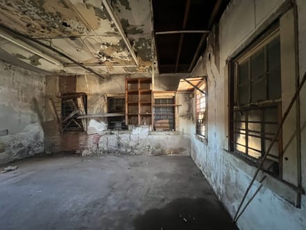 201 Chiz St., Shaw