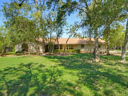 Private Listing | 4-Bedroom Home on .82± Acres Near Boerne Lake