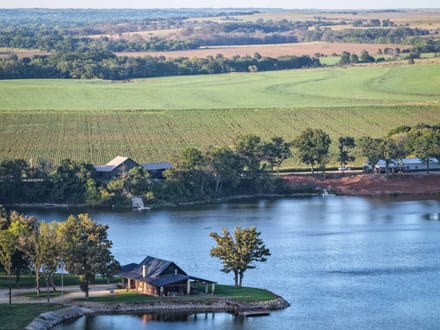Luxurious Newkirk Lake Living