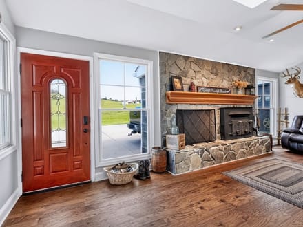 Country Home and Farm For Sale in Indian Valley VA
