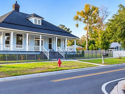 448 SW Horry Ave