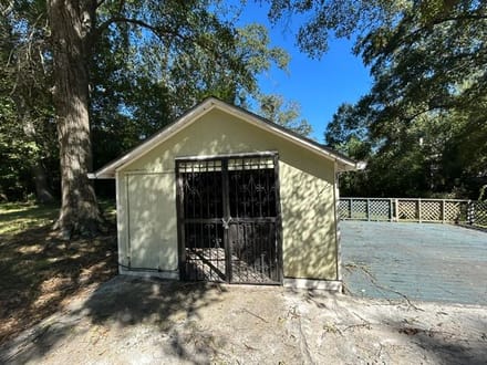 906 W New York Ave McComb, Ms
