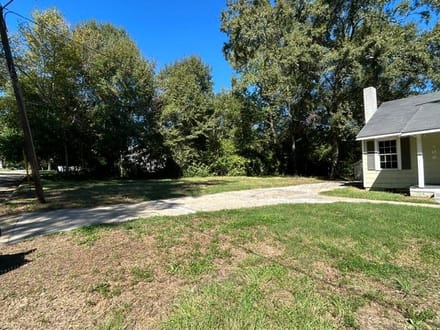 906 W New York Ave McComb, Ms
