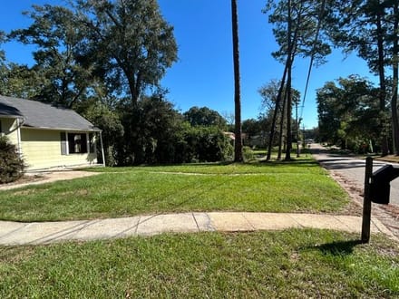 906 W New York Ave McComb, Ms