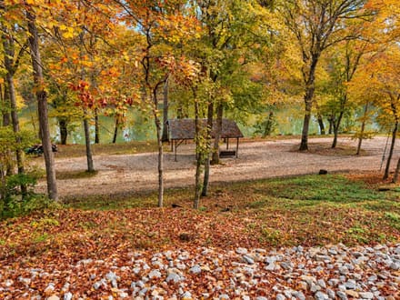 The River House – Newly Built with Great Outdoor Living