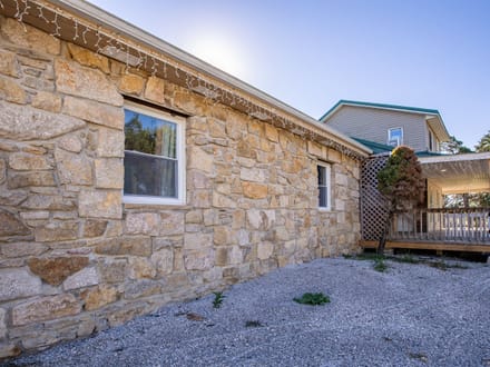 5683 Botkin Road