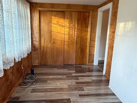 Charming 1 1/2 Story Property in Great Bend,KS
