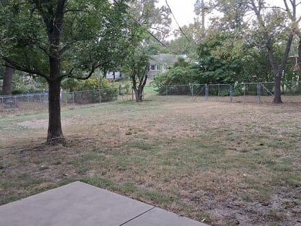 1324 S Oak Street, Ottawa, KS 66067