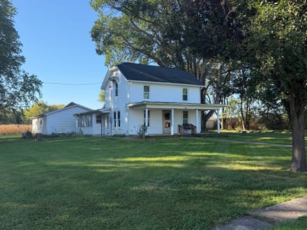  Rural town farm home 