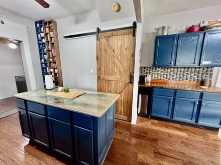 200 N Elm St